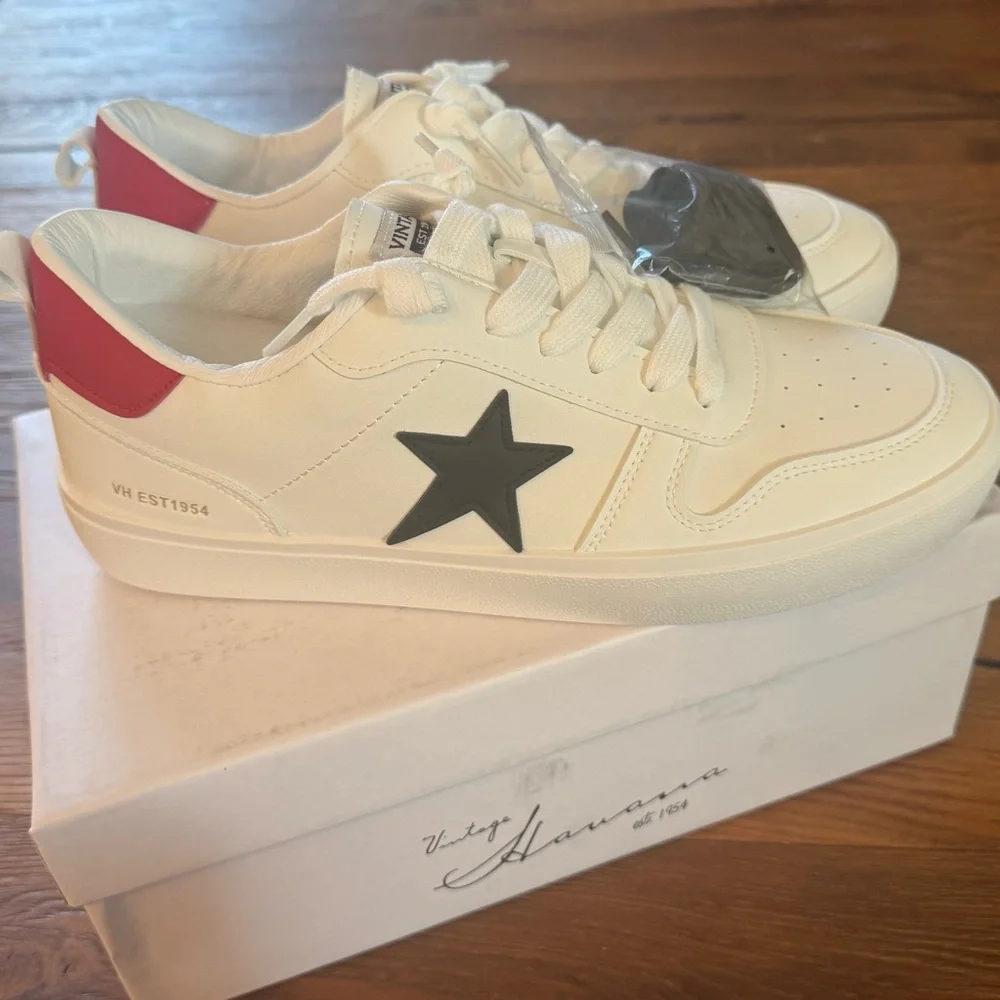 NIB Vintage Havana Sneakers - Picture 4 of 7
